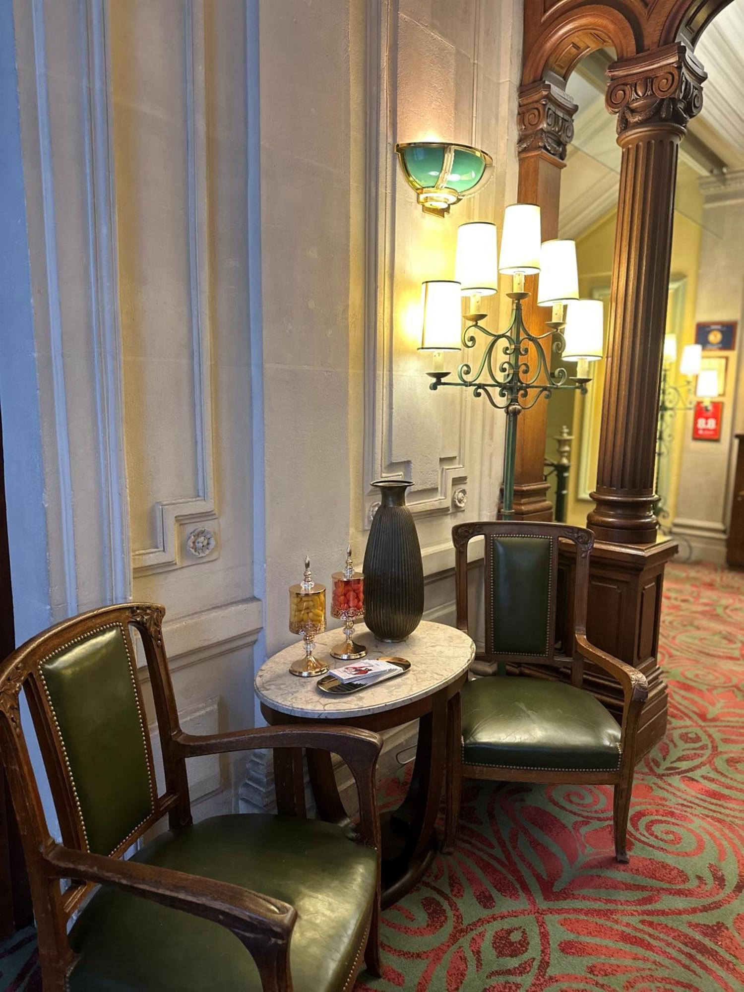 Hotel Langlois Париж Екстериор снимка